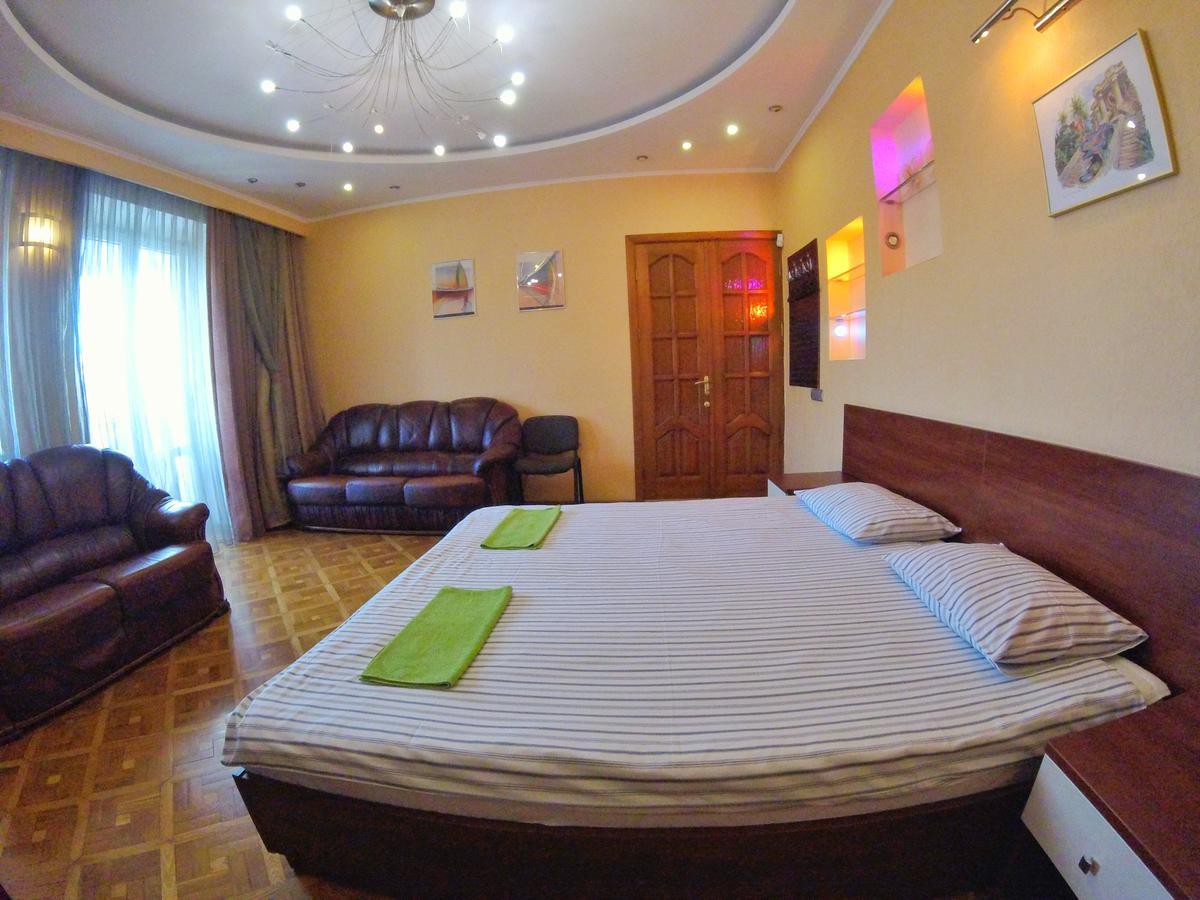 New Bed and Breakfast Minsk Esterno foto